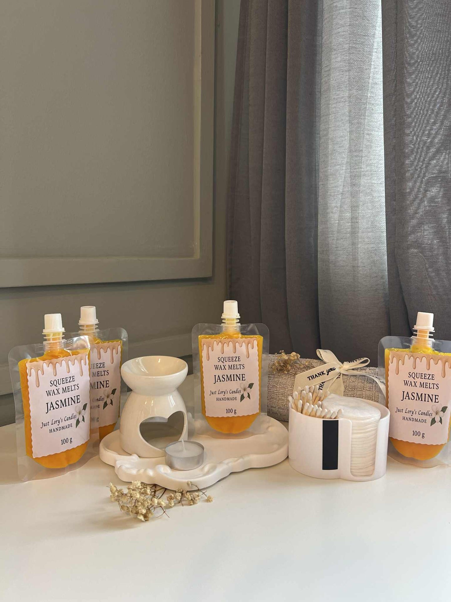 Luxury Squeeze Wax Gift Box – 6 Fragrances