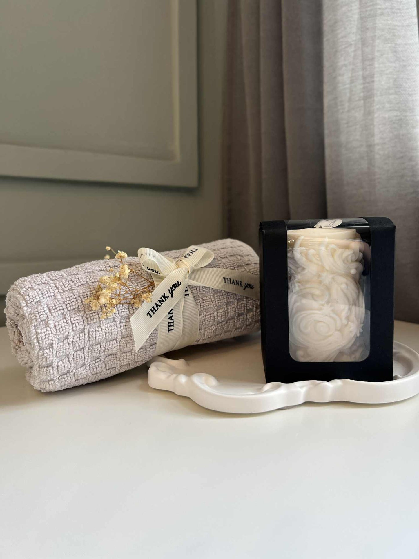 Handmade Baroque Pillar Candle – Luxury Decorative Design