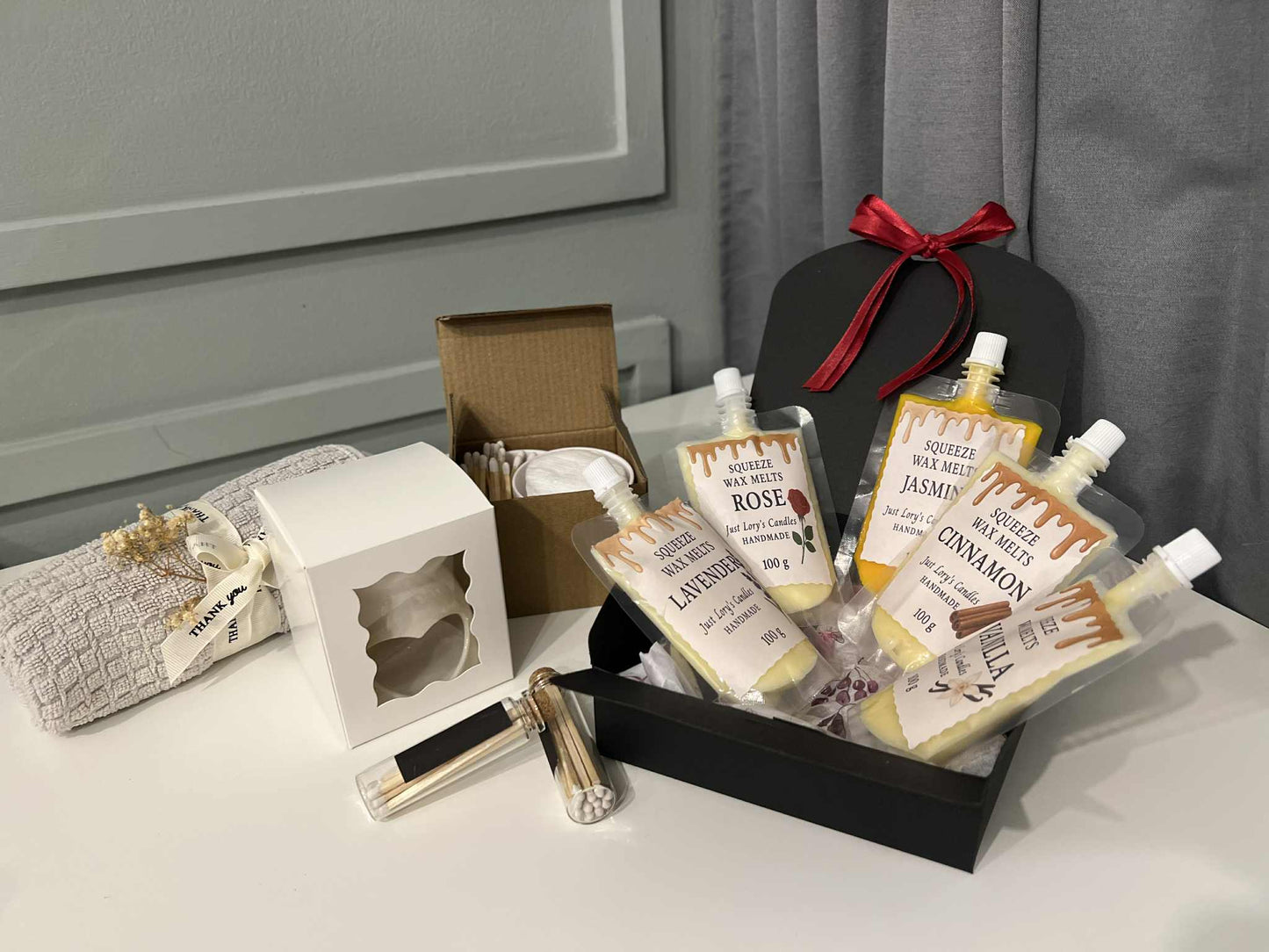 Luxury Squeeze Wax Gift Box – 6 Fragrances